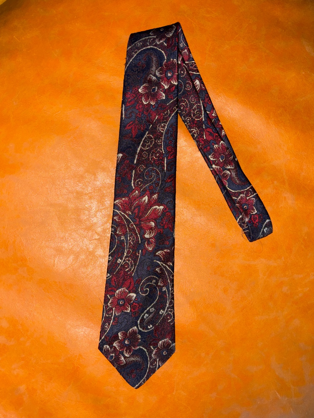 Windridge Burgundy Paisley Silk Tie - Classic Formal Accessory